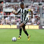 Alexander Isak in action for Newcastle United