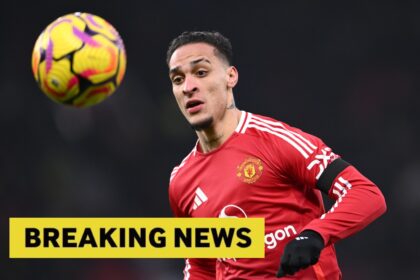 Antony in action for Man Utd