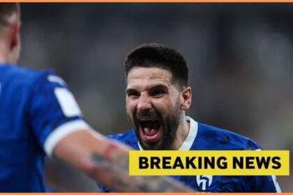 Leeds gave a big boost in the race to sign the former Premier League striker