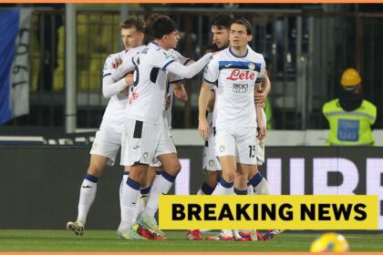 Ademola Lookman celebrates with his Atalanta teammates