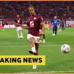 Xavi Simons warming up for RB Leipzig