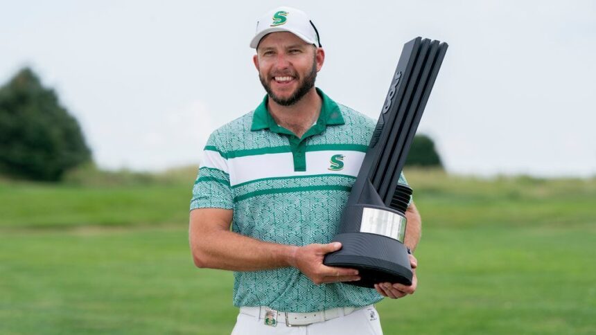 Dean Barmester won Liv Chicago in the Threeway Playoffs