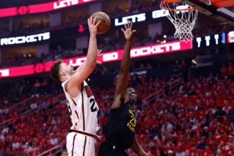 Draymond Green fires at the Alperen Sengun after commenting on the Warriors vs Rockets series "You're...".