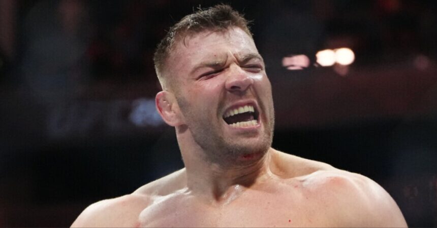 Dricus Du Plessis Is Fighting to Become the GOAT Againt Khamzat Chimaev at UFC 319