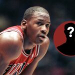 Former New York Knicks star Alan Houston gives a name to the 90s player who stood out the most alongside Michael Jordan