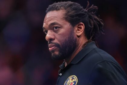 Herb Dean defends referring at Noche UFC amid criticizm: 'I'm looking for effort to finish the fight'