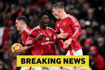 Kobbie Mainoo celebrates for Manchester United