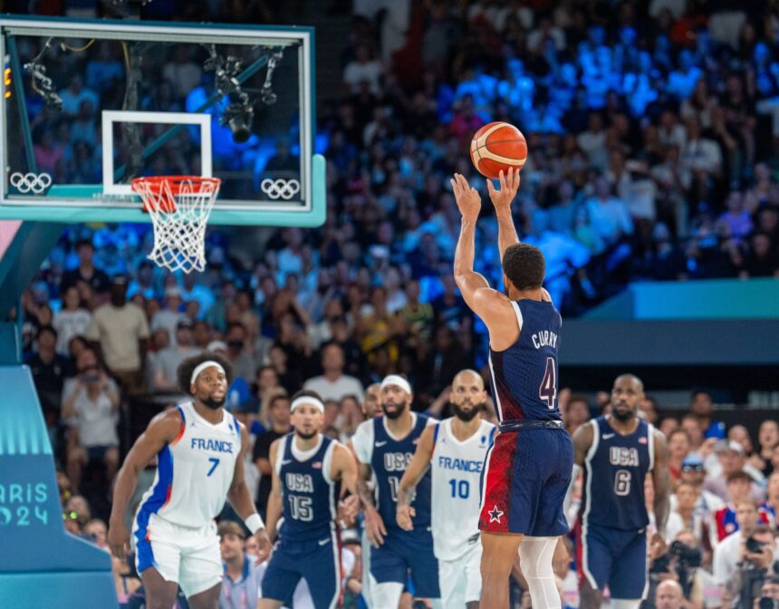 New York Knicks' Yabsel about French national team telling themselves about Stephen Curry's gold medal performance