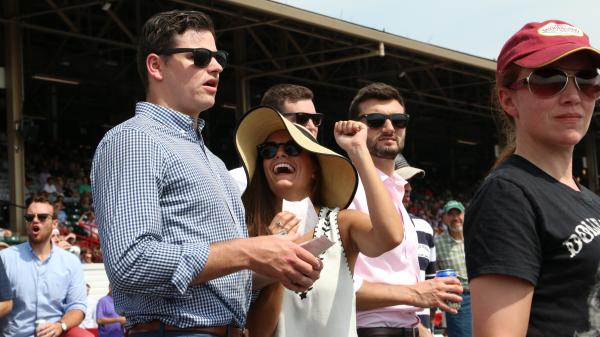 Noel's Weekend Winner: Glass is an eco-friendly strategy in Colonial Downs, Saratoga on Saturday