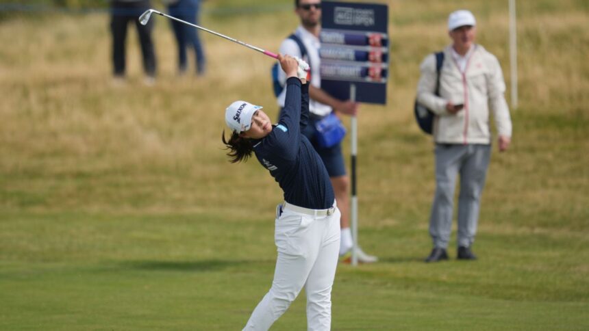 Riotakeda, Eli Okayama shares leads in women's open