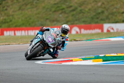 The BSB team "seems to be pointless" before Cadwell Park.