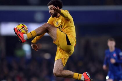 The wolf agrees to a transaction to sign "athletic" ait-nouri alternatives. Medical appointments