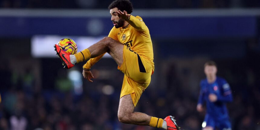 The wolf agrees to a transaction to sign "athletic" ait-nouri alternatives. Medical appointments