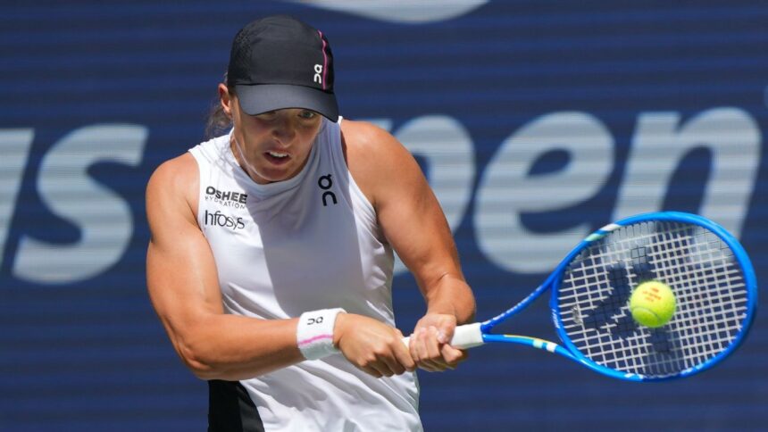 US Open - Iga Swiatek reaches the third round to extend major streak
