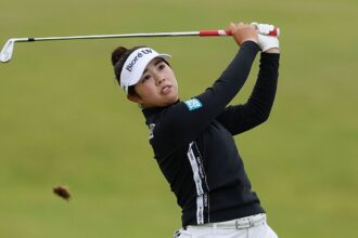 Yamashita holds Takeda's three-shot lead at the women's open