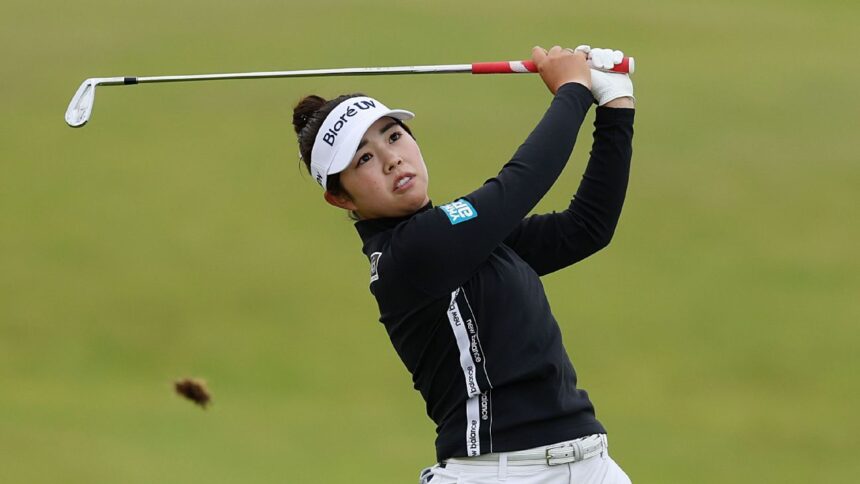 Yamashita holds Takeda's three-shot lead at the women's open