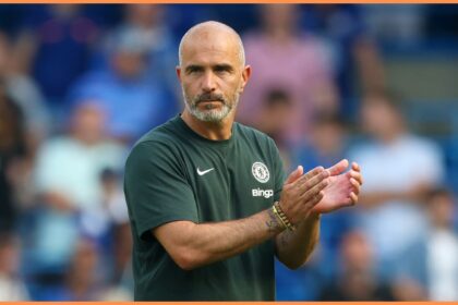 Chelsea manager Enzo Maresca