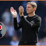 Oliver Glasner applauding the Crystal Palace fans
