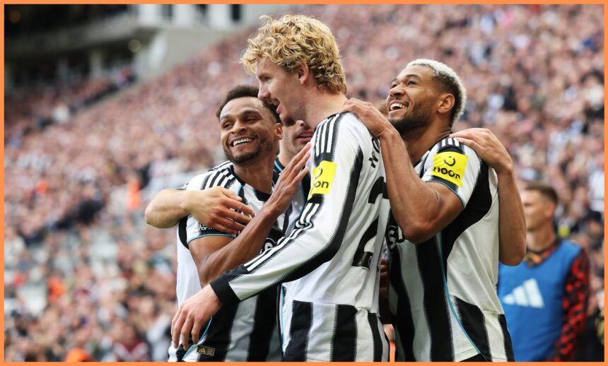 Nick Woltemade celebrates with his Newcastle teammates