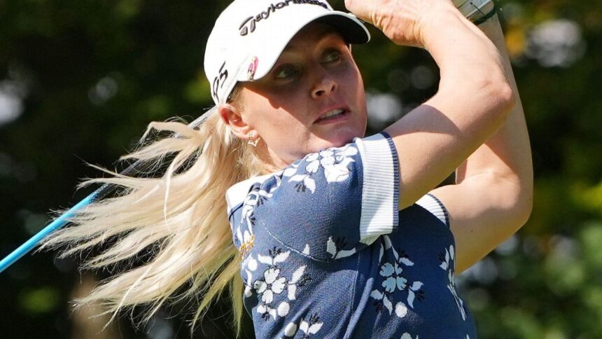 Charlie Hull meets to win the Kroger Queen City Championship