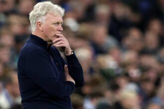 David Moys hits "really bad decisions" in Everton vs West Ham