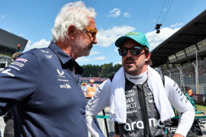 Flavio Briatore shoots down rumors of "trash" Fernando Alonso