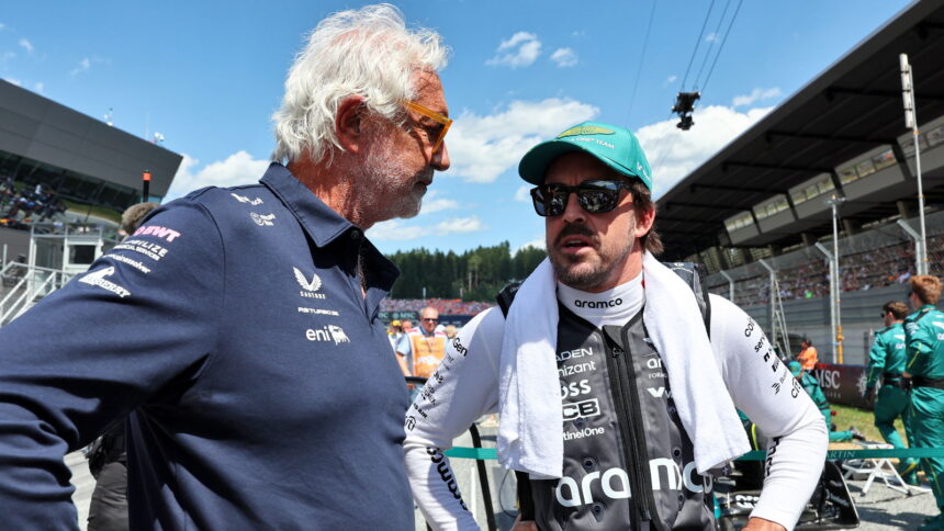 Flavio Briatore shoots down rumors of "trash" Fernando Alonso