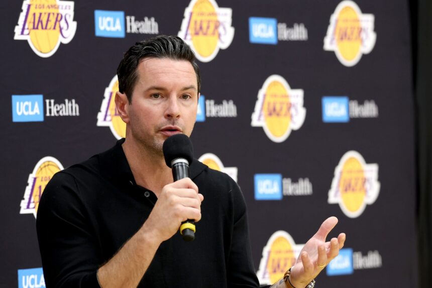 JJ Reddick says the La Lakers signing was "an incredible opportunity", the young star already shows a big commitment