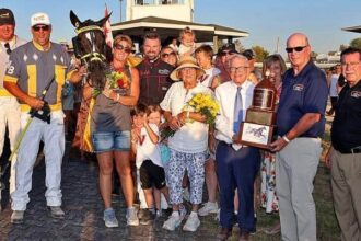 Luprint leads through his small brown jug victory