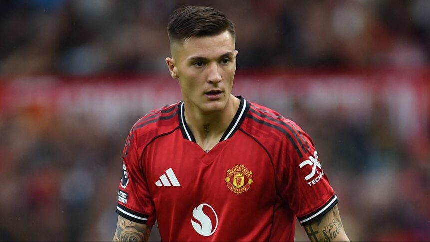 Man Utd has two players blame Sesko's first start to nightmare