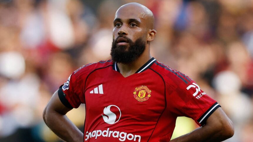 Man Utd must sell "not close to anywhere" stars