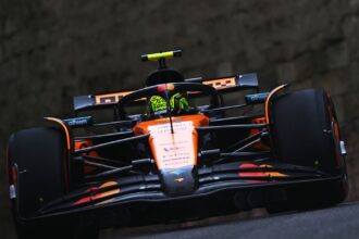 Norris returns to the top with his final Baku practice.
