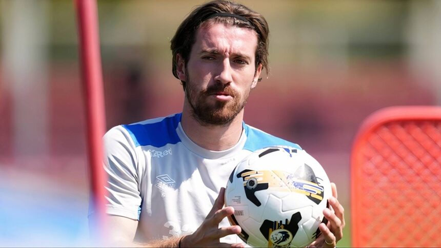Rangers considering a slow approach to signing a "surprising" £5 million Rothwell upgrade