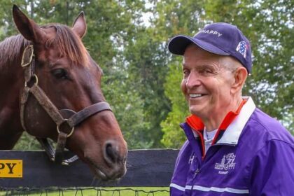 Runhappy's Owner McIngvale leaves horse racing