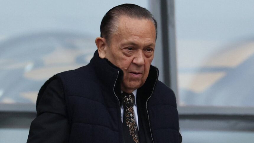 Sullivan in consultation with his top choice to replace Potter when West Ham deals with Nuno's obstacles