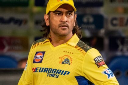 MS Dhoni to play cricket for the next 5 years