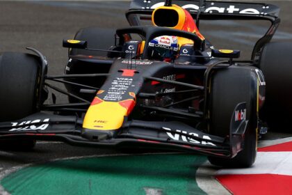 Verstappen has the best rule in Baku as Piastri crashed