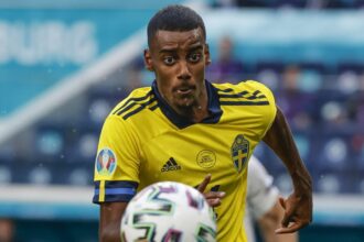 "He's laughing, he's so happy to be here" - Swedish boss John Dahl Thomason ahead of the Slovenian Clash (video)