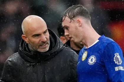 Chelsea boss Enzo Maresca believes Cole Palmer doesn't need surgery after being injured in Manchester United's defeat (video)
