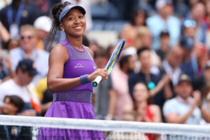 osaka naomi beats coco gauff reaches the open quarter final