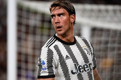 Juventus is pondering Vlahovic's future