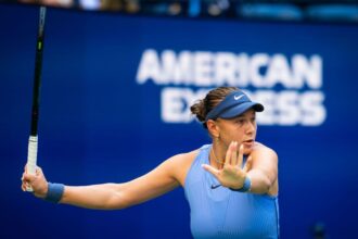 Anishimova won the China Open and defeated Noscova in the final