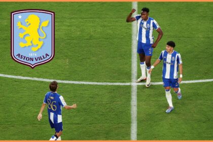 Samu Aghehowa with his Porto teammates