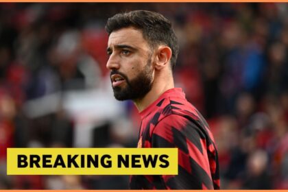 Bruno Fernandes warming up for Man United, plus yellow