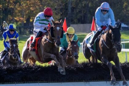 Ireland's Zanahiil won the Grand National at Far Hills, beating Kennedy and Elliott with a clean sweep.