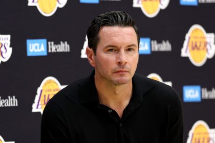 JJ Redick gives one "bright spot" player name from La Lakers Loss and says he can become "elite"