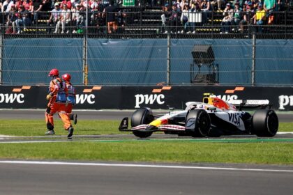 Lawson says near miss with marshal 'unacceptable', FIA launches investigation