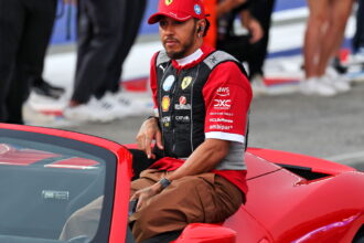 Lewis Hamilton sends a Rally Ferrari message after brake setback at the Singapore Grand Prix