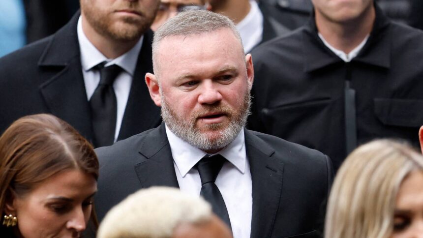 Manchester United are currently eyeing a 'staggering' £44m CF and are keen on a move