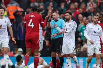 Manchester United have a 'new hero' and he's someone like Fernandes